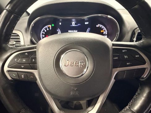 Used 2020 Jeep Grand Cherokee Limited image 24