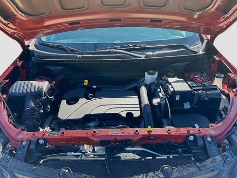 Used 2020 Chevrolet Equinox LT image 28