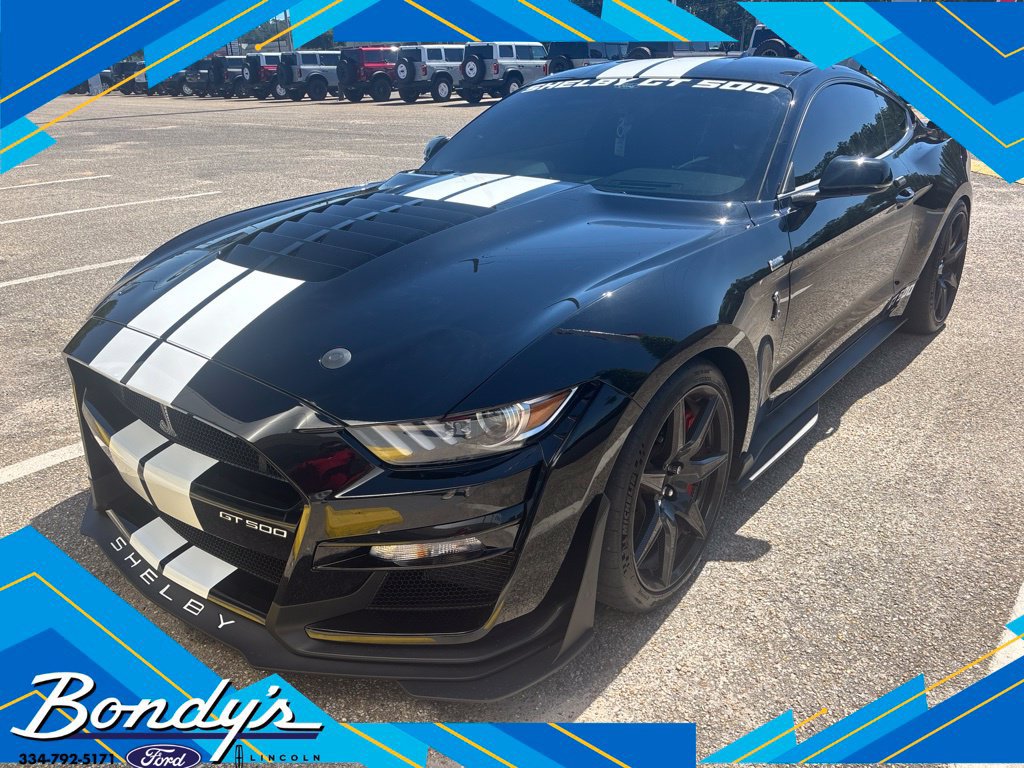 Used 2021 Ford Mustang Shelby GT500 w/ Carbon Fiber Track Pack RWD image 1