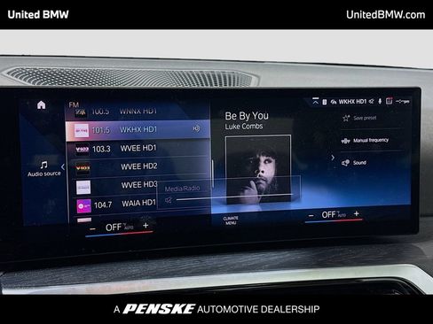 Used 2023 BMW 330i Sedan w/ Driving Assistance Package RWD image 8