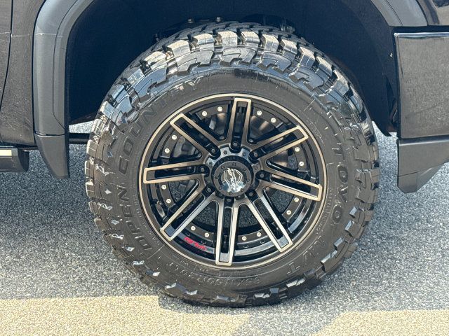 Used 2022 GMC Sierra 2500 Denali AWD/4WD image 12