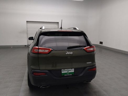 Used 2018 Jeep Cherokee Latitude Plus image 6