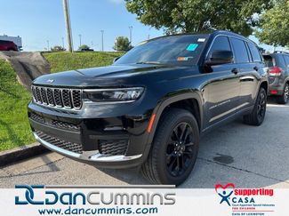 Used 2025 Jeep Grand Cherokee L Laredo w/ Luxury Tech Group I AWD/4WD video 1