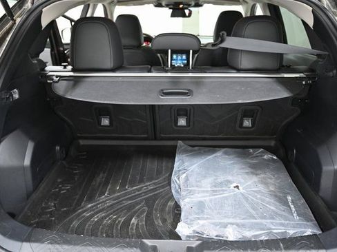 Used 2025 Subaru Crosstrek 2.5i Limited w/ Popular Package #3A image 17