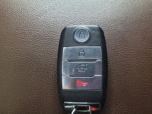 Used 2020 Kia Sorento SX AWD/4WD image 32