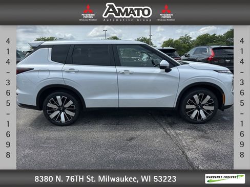 New 2025 Mitsubishi Outlander SE image 5