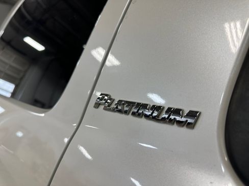 Used 2014 Toyota Sequoia Platinum AWD/4WD image 46
