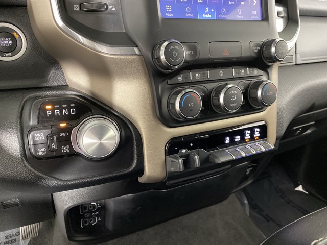 Used 2022 RAM 1500 Laramie AWD/4WD image 30