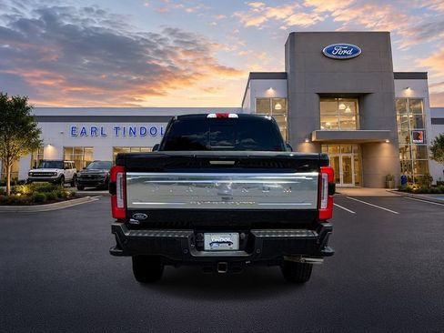 Used 2024 Ford F250 Platinum AWD/4WD image 7
