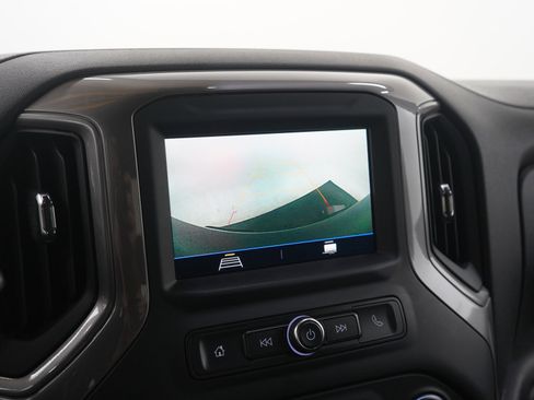 Used 2020 Chevrolet Silverado 1500 Custom w/ Trailering Package image 27