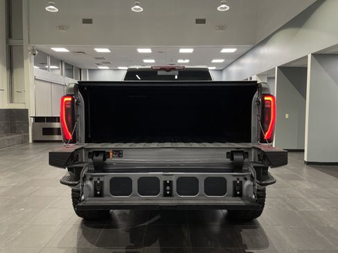 Used 2025 GMC Sierra 2500 AT4 w/ AT4 Premium Plus Package image 40