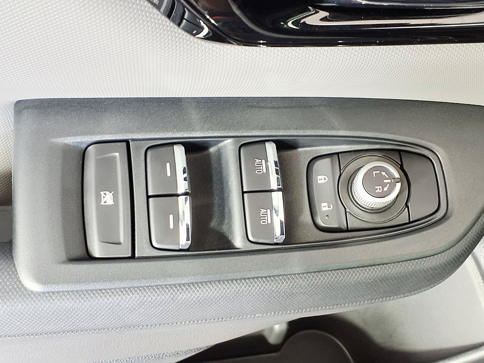 Used 2025 Subaru Forester Sport AWD/4WD image 17