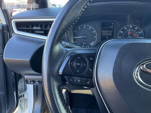 Used 2024 Toyota Corolla SE image 28