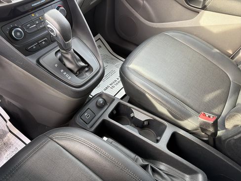 Used 2021 Ford Transit Connect XL image 22