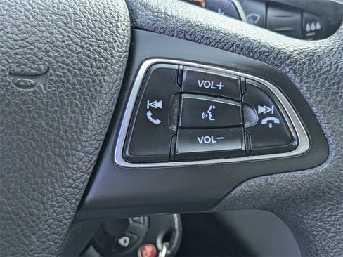 Used 2017 Ford Escape SE image 24