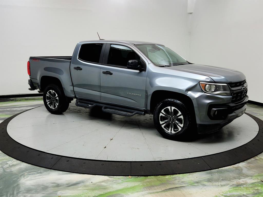 Used 2021 Chevrolet Colorado Z71 w/ Safety Package RWD image 3