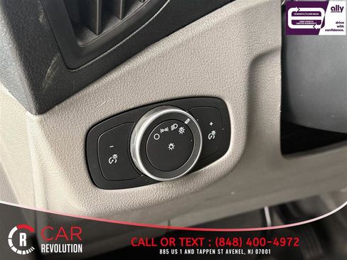 Used 2022 Ford Transit Connect XL image 28