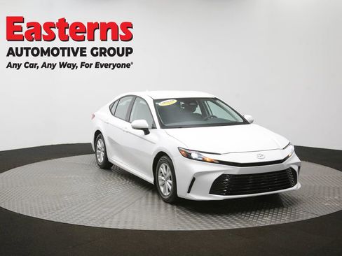 Used 2025 Toyota Camry LE FWD image 50