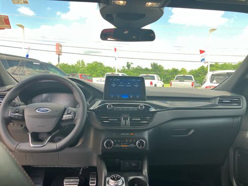 Used 2023 Ford Escape ST-Line w/ Equipment Group 301A FWD image 29