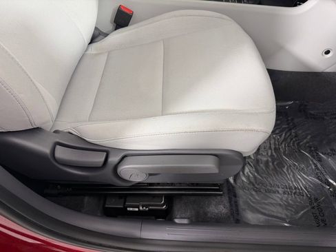 Used 2025 Hyundai Kona SEL image 29