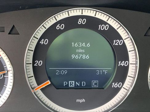 Used 2008 Mercedes-Benz C 300 Sedan image 26