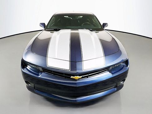 Used 2015 Chevrolet Camaro LT RWD image 2