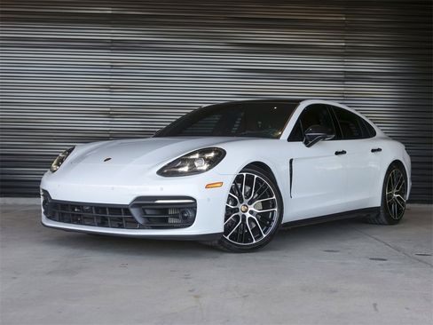 Certified 2023 Porsche Panamera 4S image 1