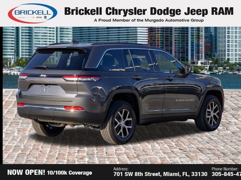 Used 2025 Jeep Grand Cherokee Limited RWD image 5