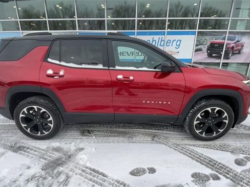 Used 2025 Chevrolet Equinox LT w/ Convenience Package II image 9