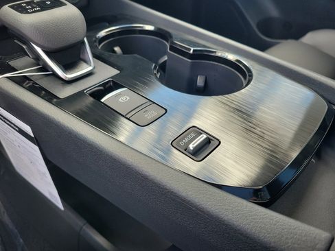 New 2026 Nissan Rogue SV image 32