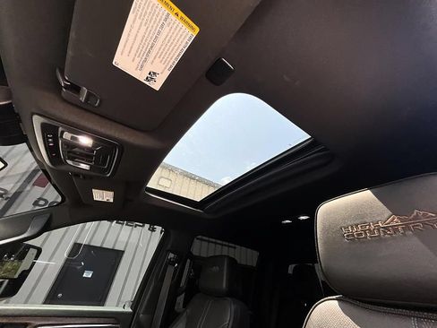 Used 2024 Chevrolet Silverado 3500 High Country w/ High Country Premium Package AWD/4WD image 33