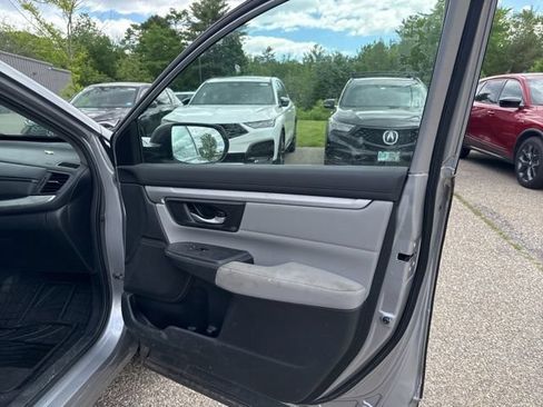 Used 2021 Honda CR-V LX image 17