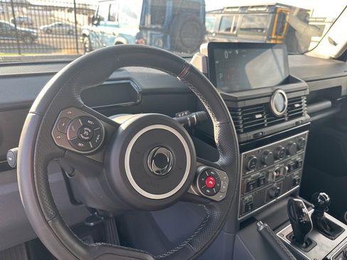 Used 2024 INEOS Grenadier Fieldmaster Edition image 10