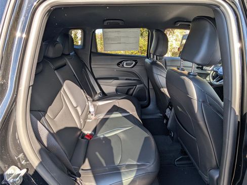 New 2026 Jeep Compass Limited image 7