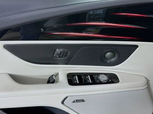 New 2026 Lincoln Nautilus Premier w/ Equipment Group 102A image 18