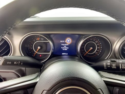 Used 2023 Jeep Wrangler Unlimited Sport AWD/4WD image 26