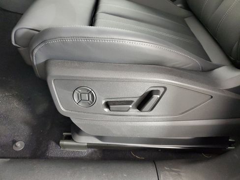 New 2026 Audi Q5 Premium Plus image 25