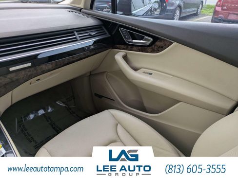 Used 2018 Audi Q7 3.0T Prestige AWD/4WD image 15