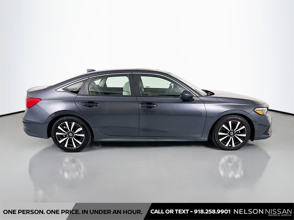 Used 2023 Honda Civic EX image 4