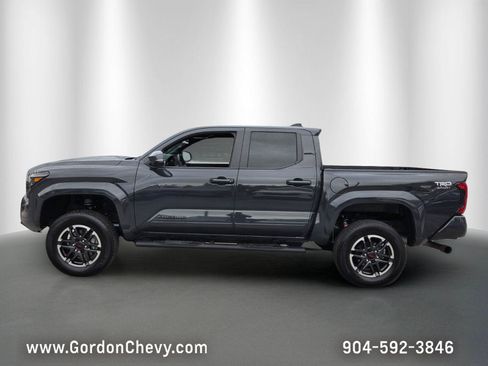 Used 2024 Toyota Tacoma TRD Sport w/ TRD Sport Upgrade Package AWD/4WD image 2