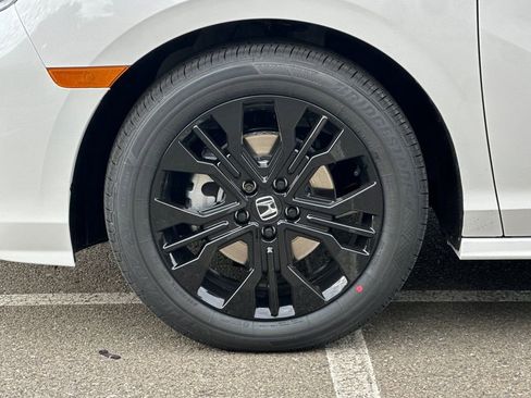 New 2026 Honda Odyssey Sport-L image 32