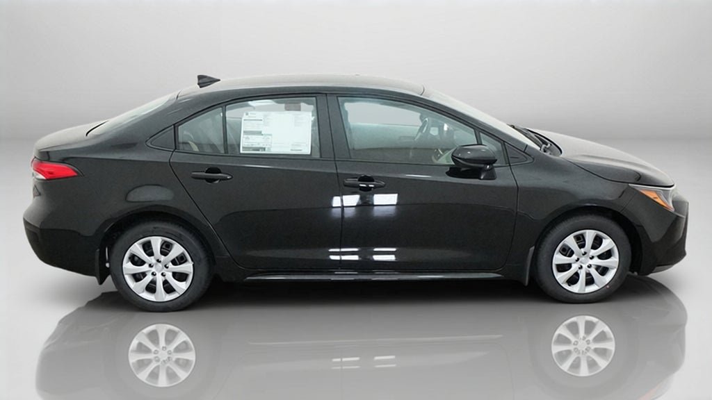 New 2027 Toyota Corolla LE FWD image 11