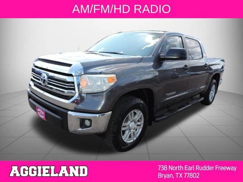 Used 2017 Toyota Tundra SR5 w/ SR5 Upgrade Package RWD image 8