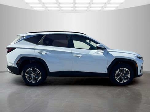 New 2025 Hyundai Tucson Blue image 2