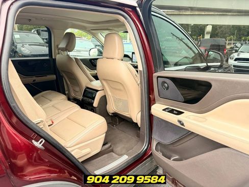 Used 2021 Lincoln Aviator Reserve w/ Class IV Trailer Tow Package AWD/4WD image 31