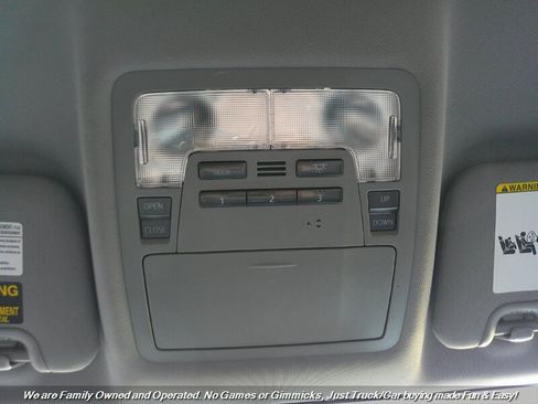 Used 2015 Toyota Highlander Limited image 51