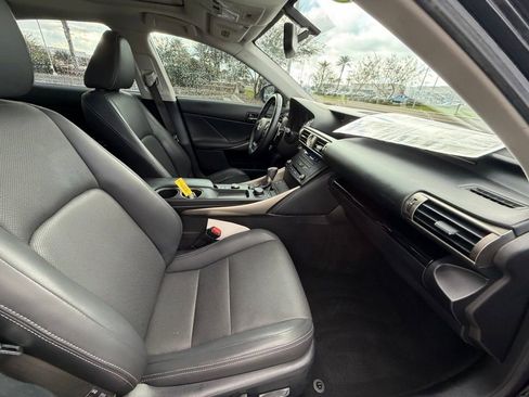Used 2015 Lexus IS 250 AWD image 19