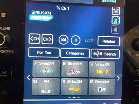 Used 2024 Subaru Crosstrek 2.0i Premium image 12