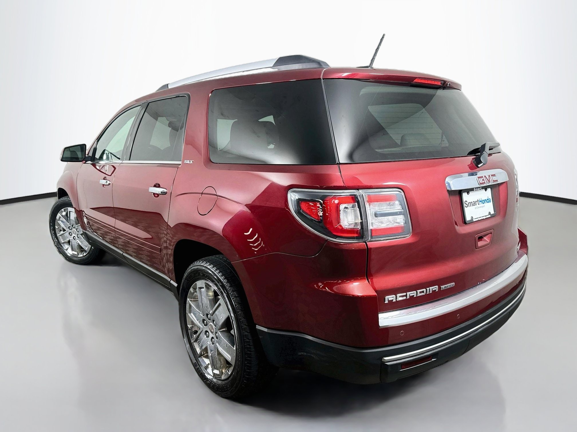 Used 2017 GMC Acadia Limited SLT AWD/4WD image 5
