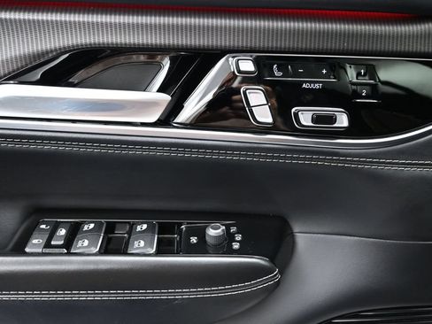 Used 2024 Jeep Grand Wagoneer Series II Obsidian w/ Quick Order Packagew 28T AWD/4WD image 18